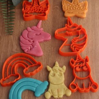 Unicorn Boynuzlu At Gökkuşağı Çiçekli Taç 4'lü Set Kurabiye Kalıbı