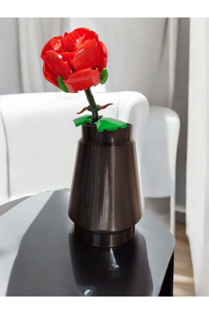 Dev Lego Blok Görünümlü Siyah Vazo Ve Blok Kırmızı Gül Yapım Seti