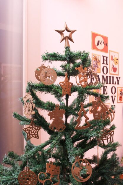 Yılbaşı Yeni Yıl Noel Çam Ağacı Süsü Ve Tepe Süsü Yıldız 25'li Set Bronz Rengi