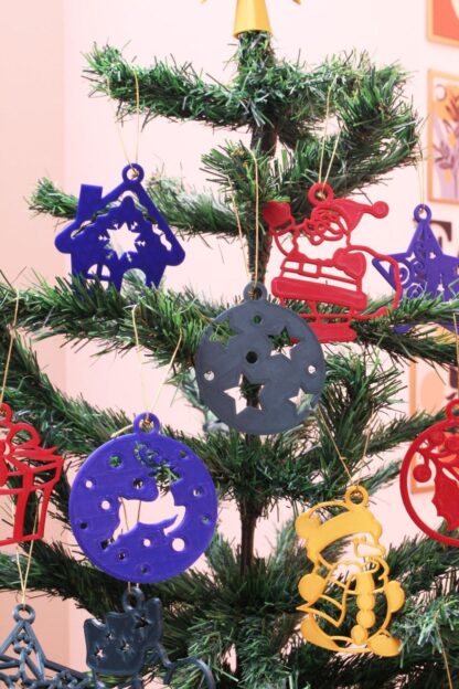 Yılbaşı Yeni Yıl Noel Çam Ağacı Süsü Ve Tepe Süsü Yıldız 25'li Set Renkli - Görsel 2