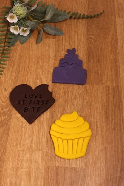 Love At First Bite Kalp Düğün Pastası Cupcake Muffin 3'lü Kurabiye Kalıbı - Görsel 2